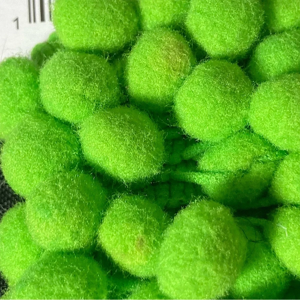 Pom Pom Trim 3 Yards Set of 2 White And Green 108”